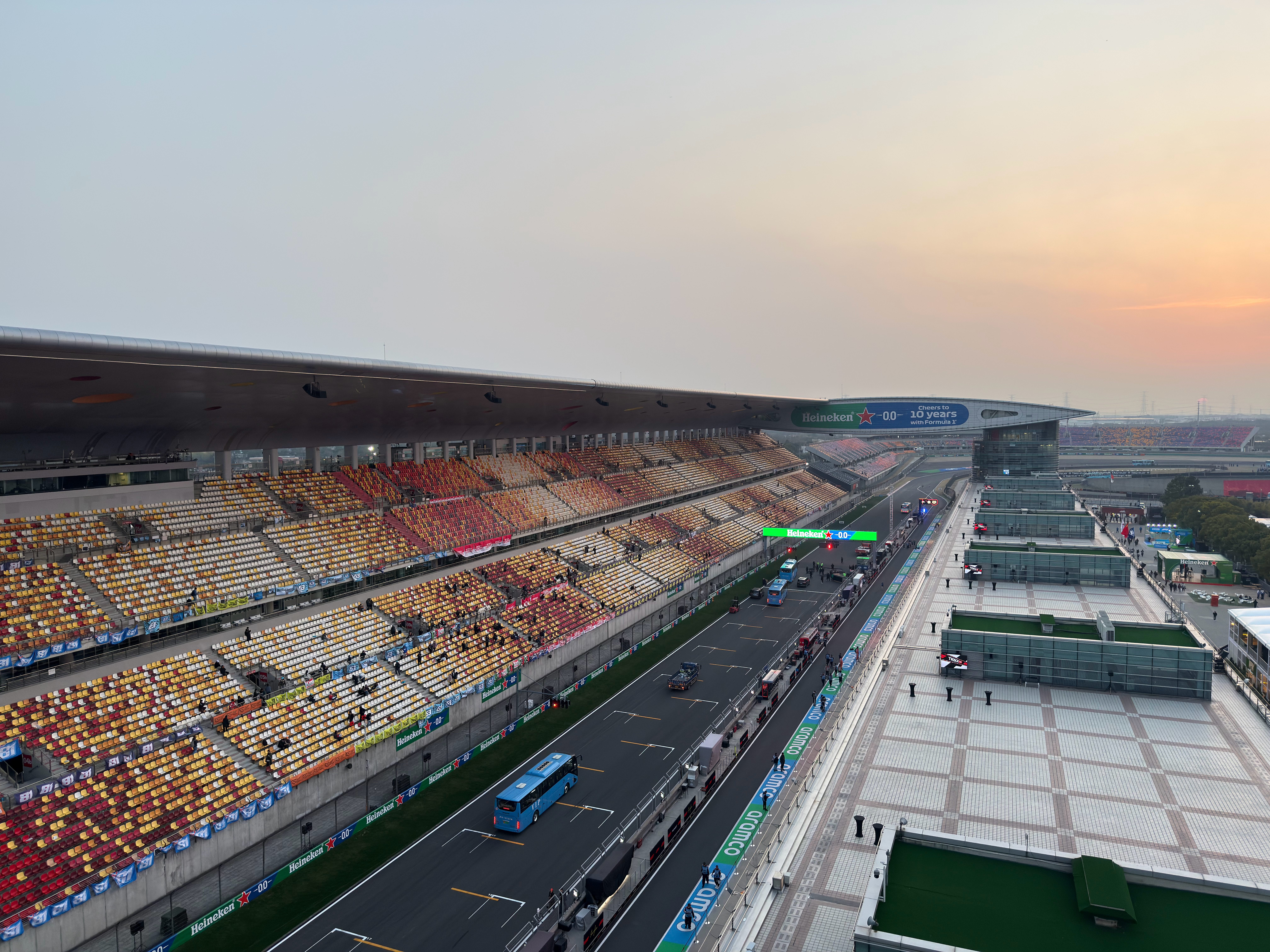 上赛周五夕阳西下🌇F12026F1中国大奖赛 上海·上海国际赛车场