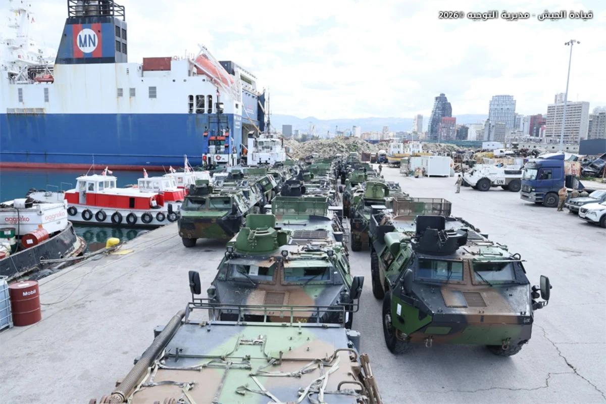 3月31日，黎巴嫩收到的39辆装甲运兵车。

此次交接仪式在贝鲁特港口举行，由法