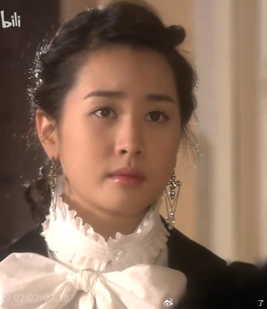 李多海我的女孩里还不漂亮啊？难道不是又精致又可爱元气饱满比金世萱我觉得好看啊有的