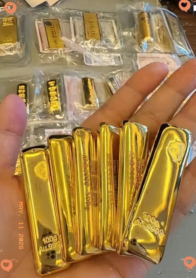 刚刚一看金价，
我血压直接升高了！
​5月11日，金价又开始瀑布似的往下跌到现在