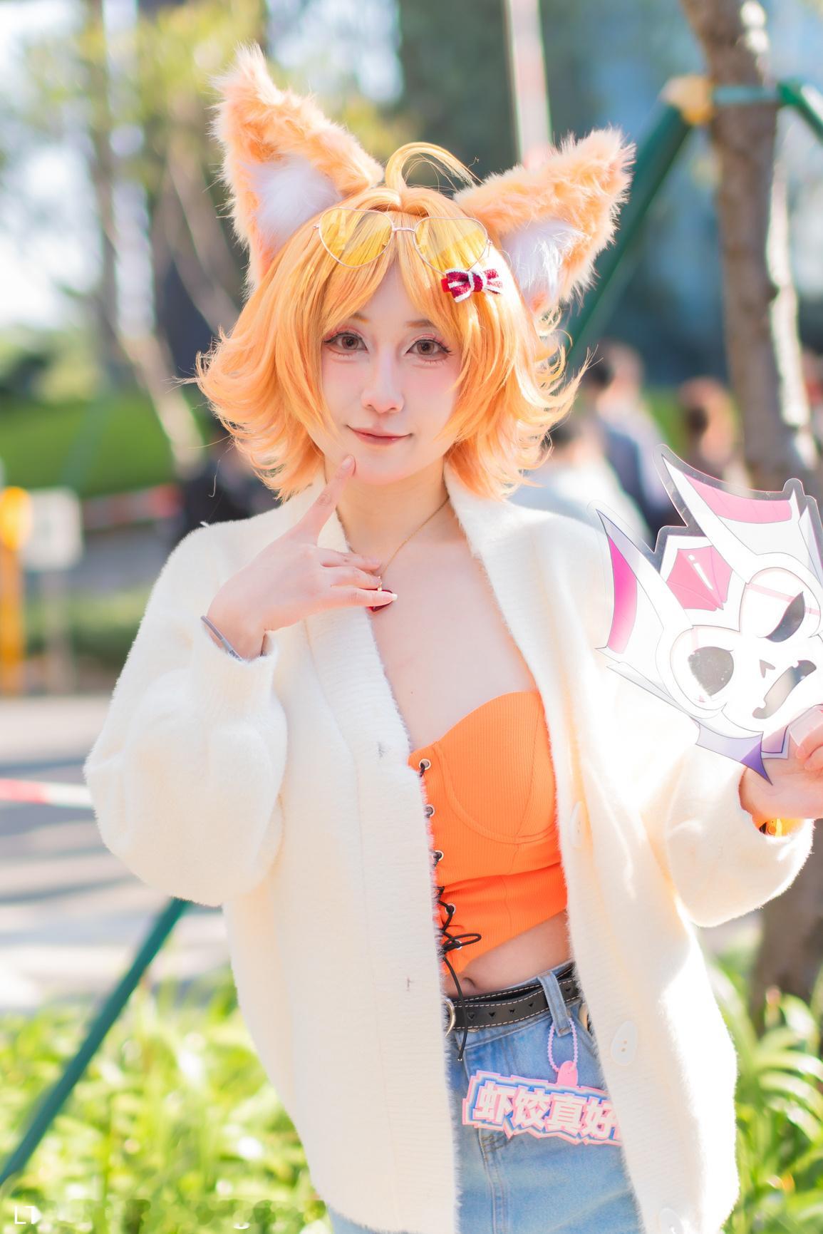 猎人拍漫展萤火虫漫展妲己出镜：虾饺真好吃想把漫展图带回家？请看置顶！(展示为精修