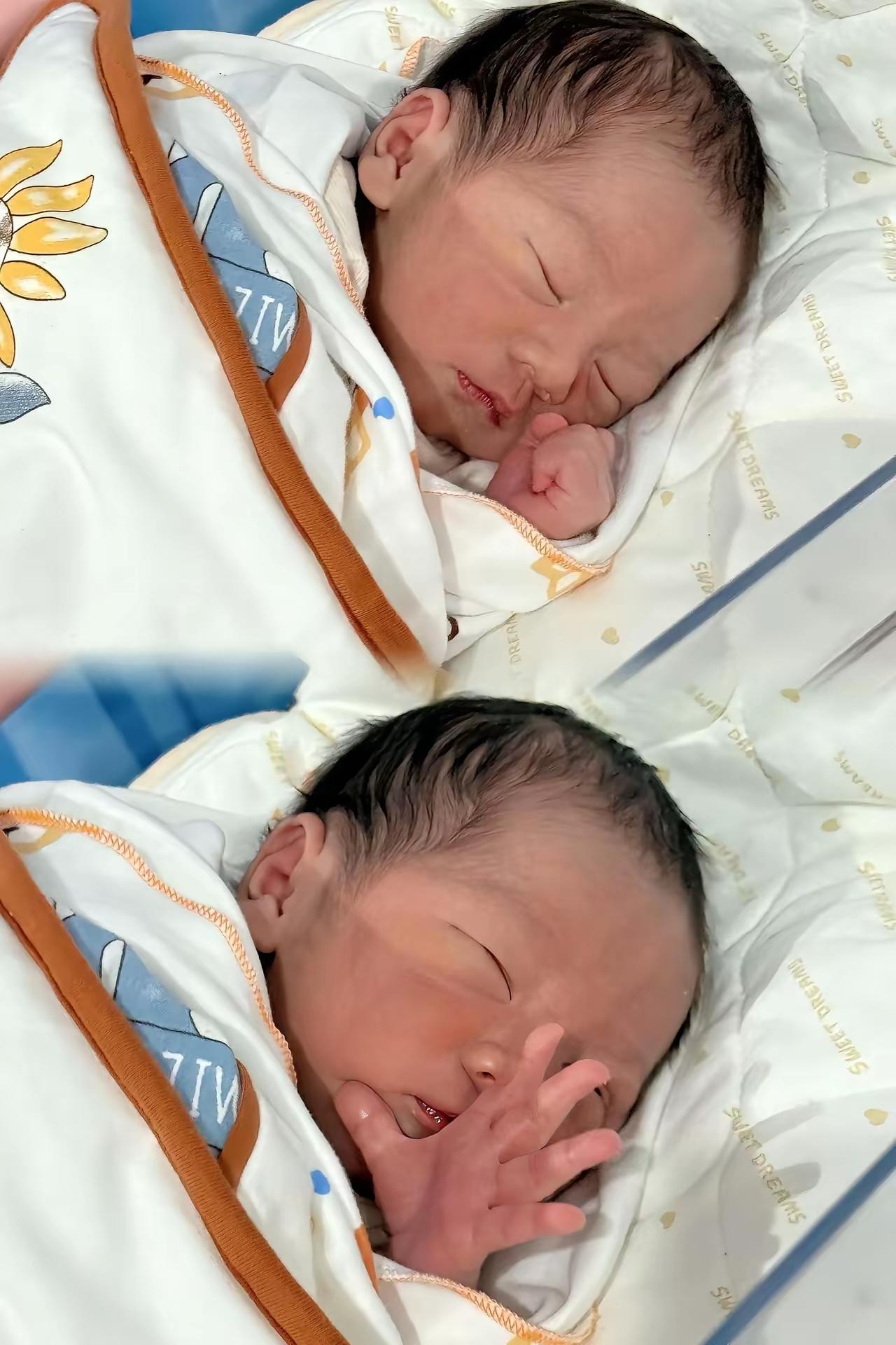 吾家有喜！老婆生了，双胞胎，两个儿子，姓 熊  请条友们帮忙取个威武霸气点的名字