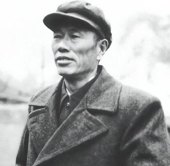 1959年，有人问，彭德怀脾气大，志愿军中许多高级将领，包括副司令洪学智、韩先楚