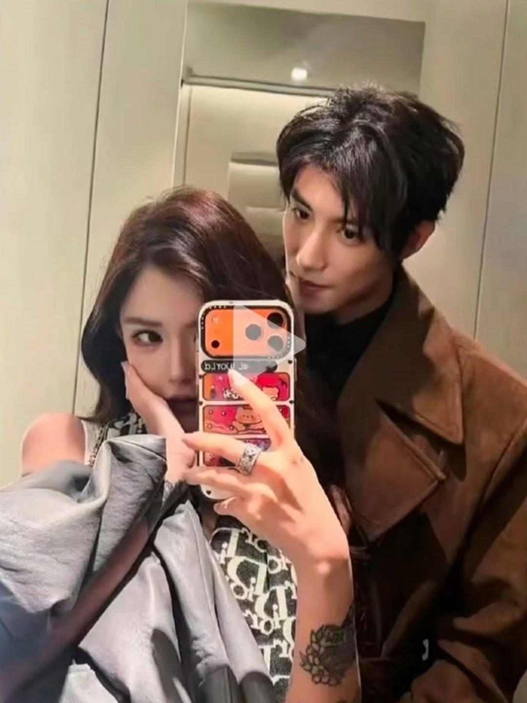 韩安冉公开新男友 “结婚博主”韩安冉高调官宣与中国籍健身男子新恋情，晒出亲密合照