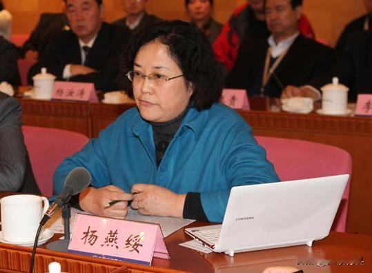为缓解国家养老压力，清华教授建议：退休后，晚15年再领退休金，中间这段时间去打短