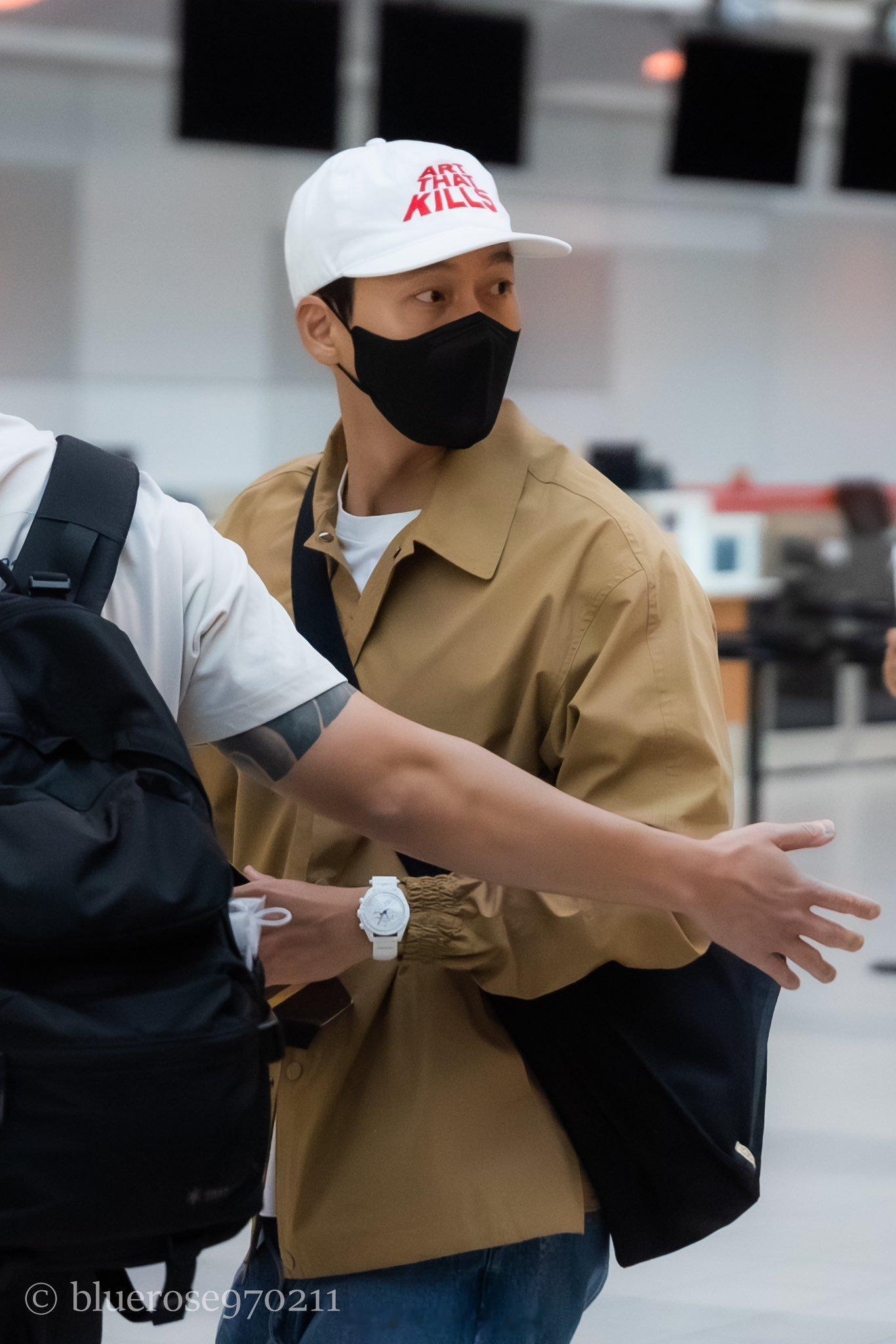 玄彬[超话]玄彬玄彬电影哈尔滨 [心][心][心]2024年9月11日下午玄彬结