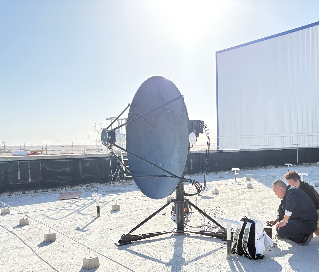 公司的小伙伴在前方密切配合测试中，接下来，希望火箭的兄弟们、卫星的兄弟们和发射场