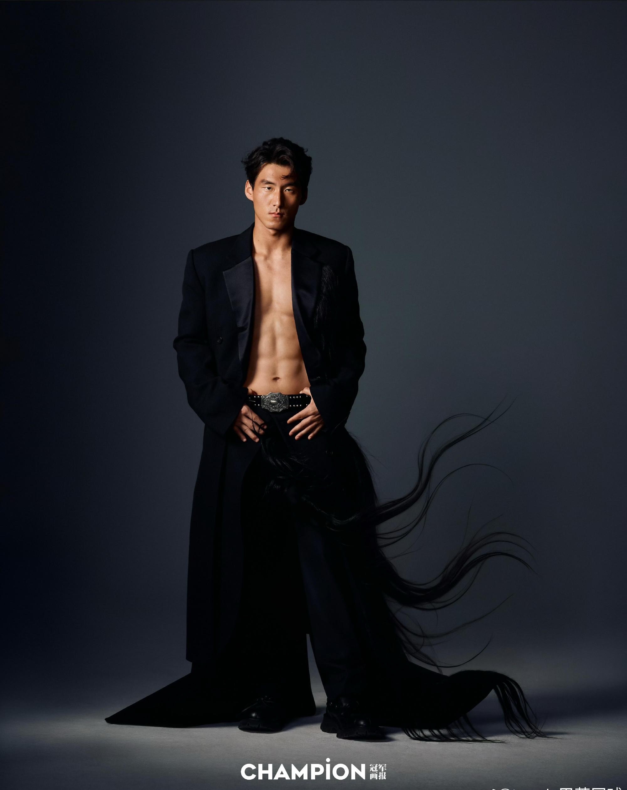 表演赛布云朝克特击败世界第十库扬精英赛虽然只是一场表演赛，但布云朝克特6-4/7