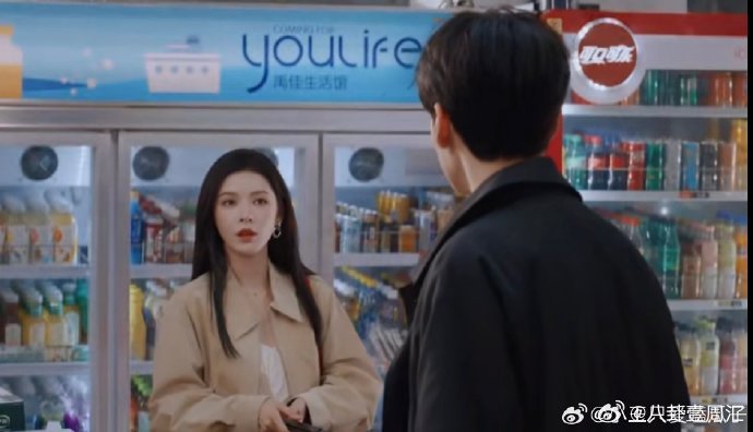 毕雯珺[超话]毕雯珺新剧嘴上推开手上护妻谁被毕雯珺新剧苏到！李靳屿嘴上推开叶濛，