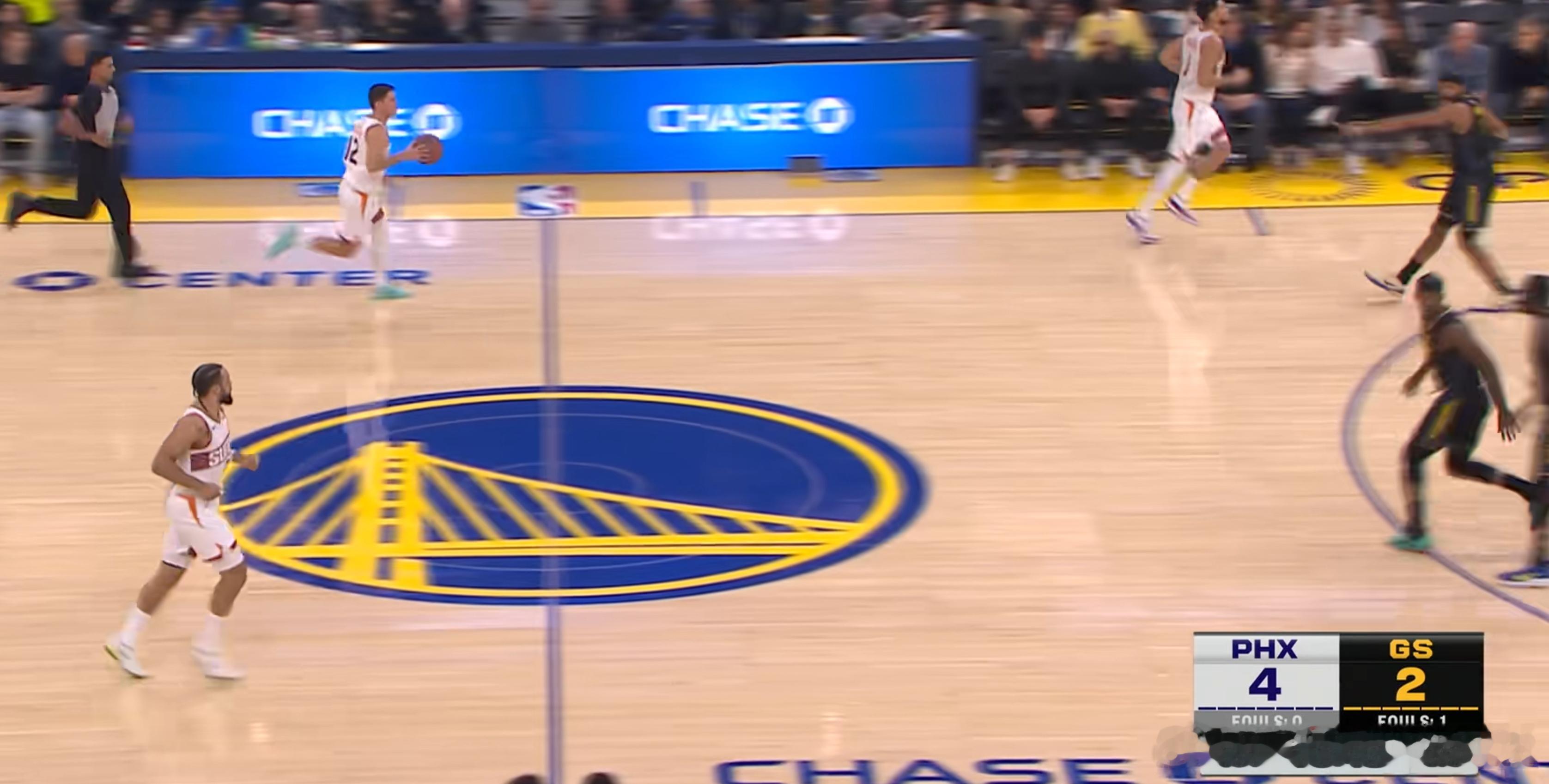 随便记（追梦离场前）：1.Q1第二分钟，对，第二分钟，勇士就出现了“进了球回来防