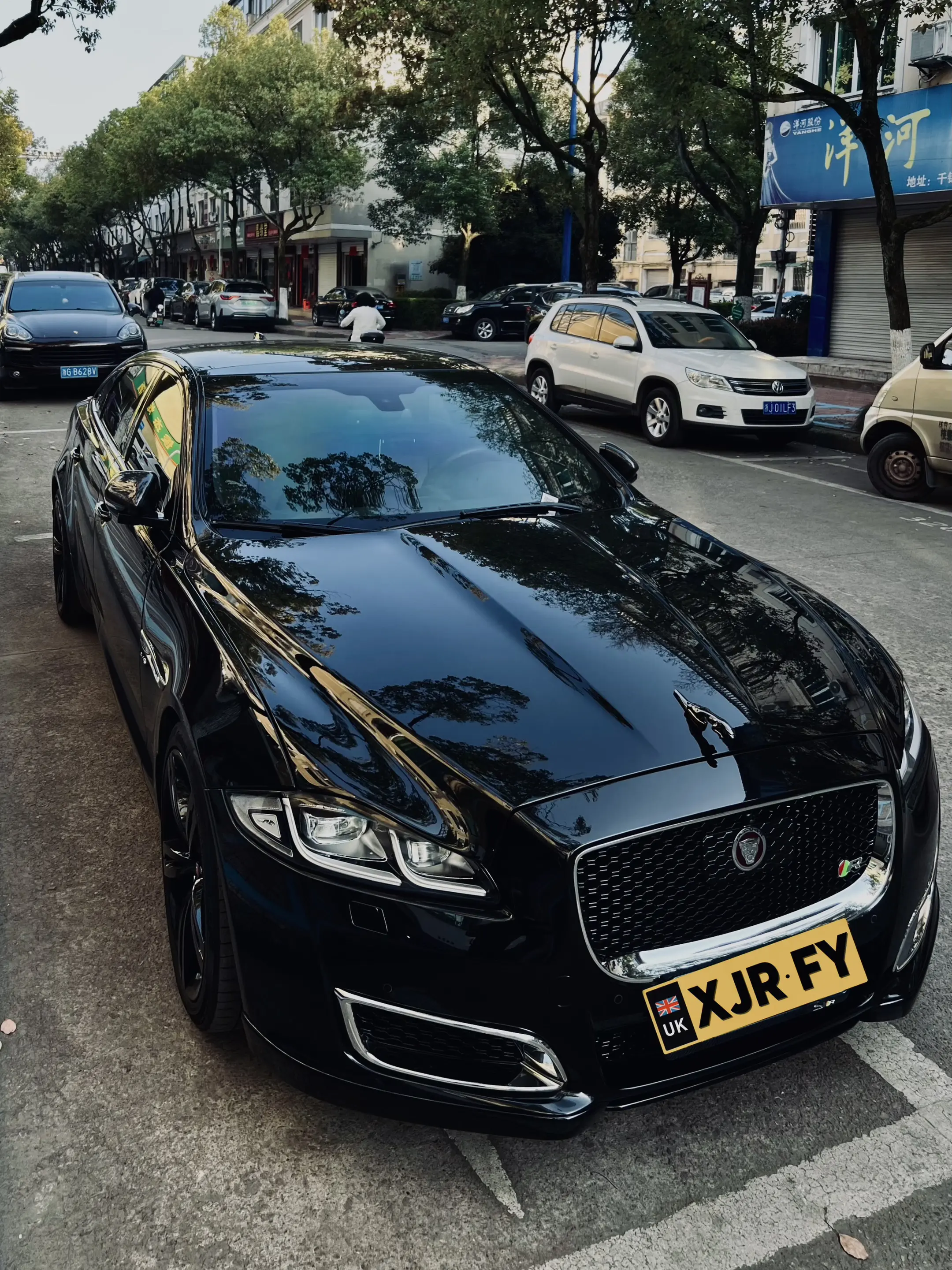 10年前捷豹XJ，呵护备至，如新车般。