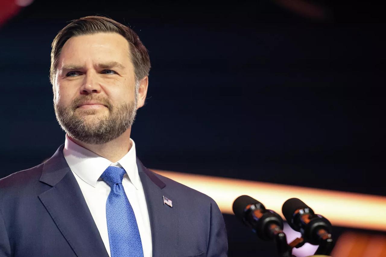 美国副总统透露对伊朗的秘密行动。

俄罗斯卫星通讯社华盛顿9月4日电，美国副总统
