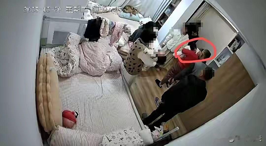 丧尽天良！浙江金华，一女子花7600元请育儿嫂照顾9个月的宝宝，可从此以后，宝宝