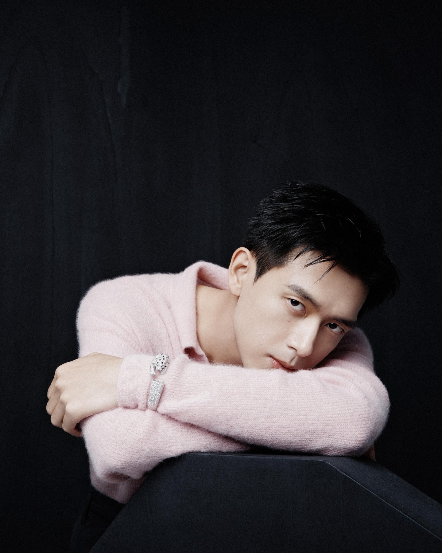 李现 ｜ CARTIER 外网先行 ，三帖连发 ！感受卡地亚先生与 Panthè