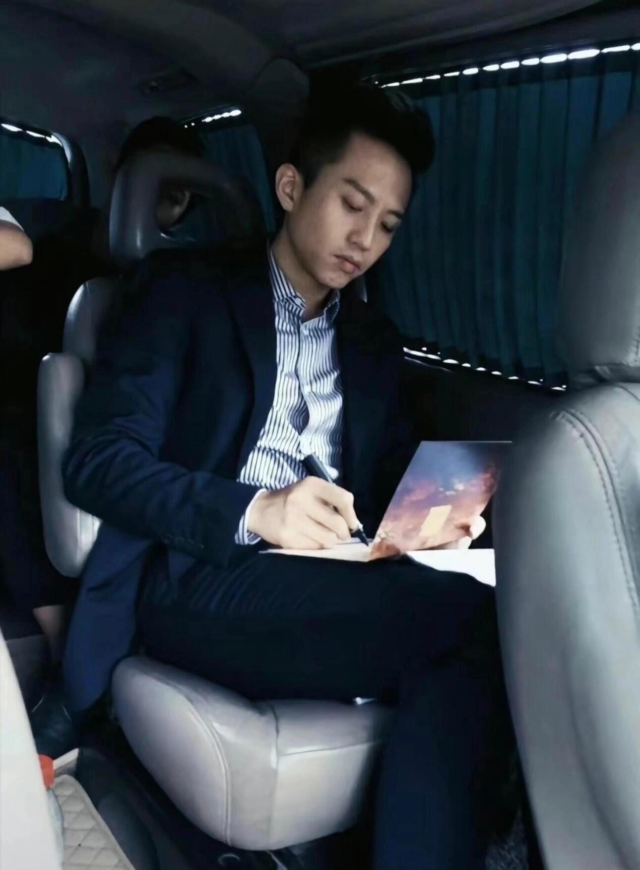 导师邓超的含金量还在上升彻底被邓超圈粉了！这导师当得闪闪发光啊，简直是行走的正能