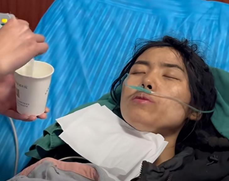 突发！七星山荒野求生热门选手“冷美人”送医 诊断结果：营养不良 体检未通过遗憾退