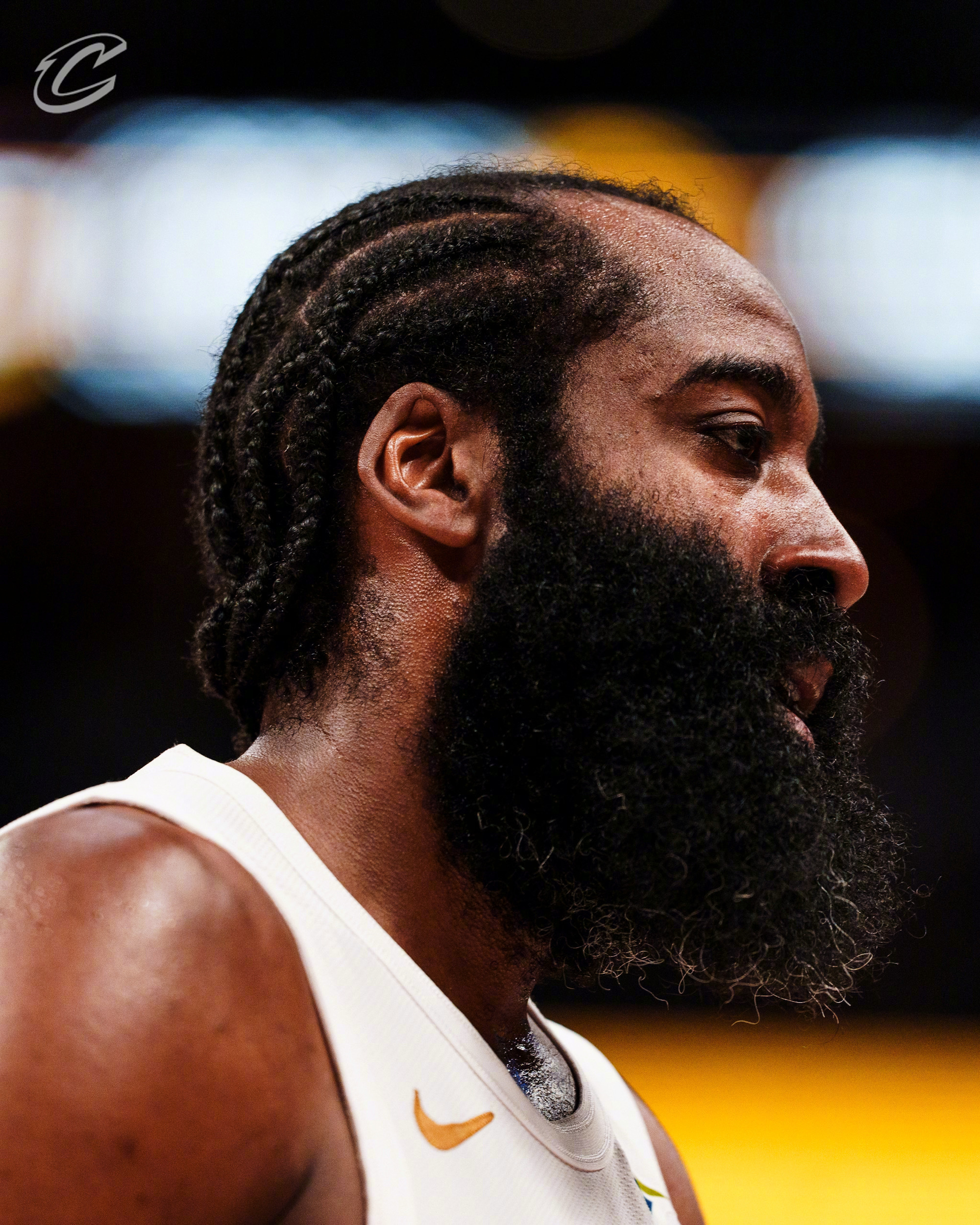 哈登谈无冠：关于这件事，我可以深入讨论很多细节，比如遭遇王朝球队，比如伤病，但这