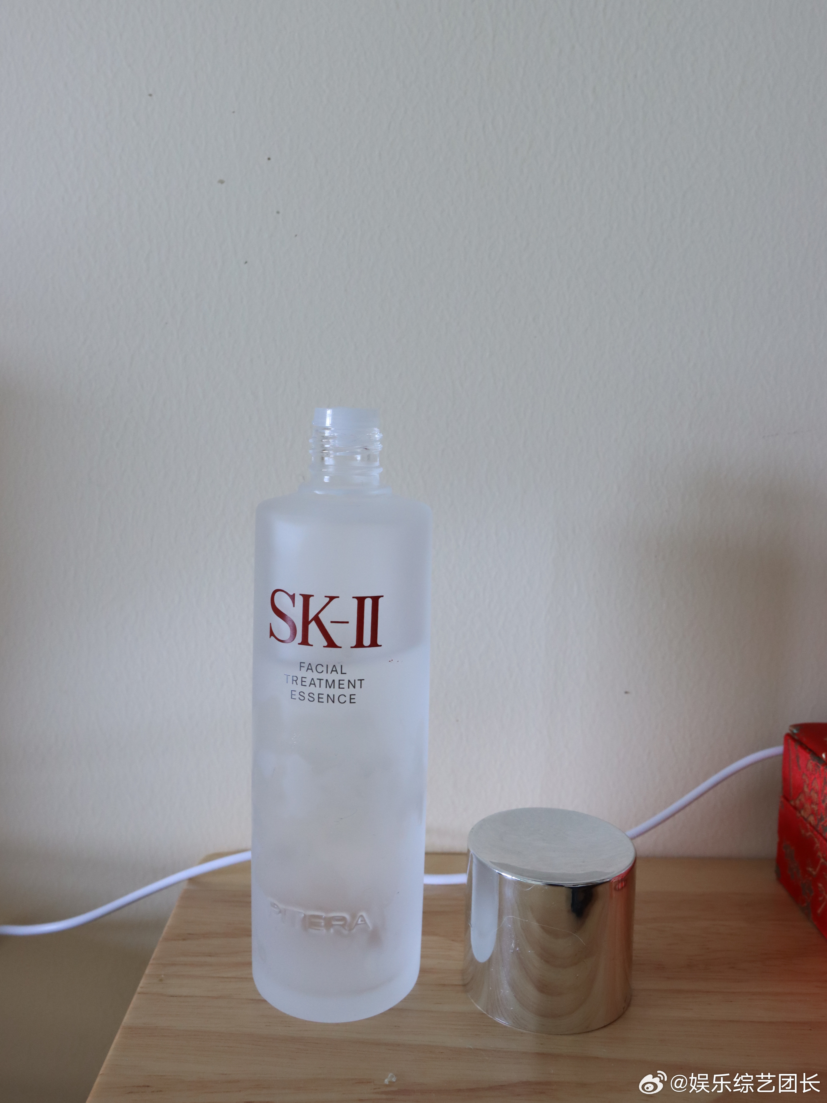 勤勤恳恳用完了一瓶sk2神仙水，我对它的喜爱超出我的预期，质地很清爽，吸收的也很