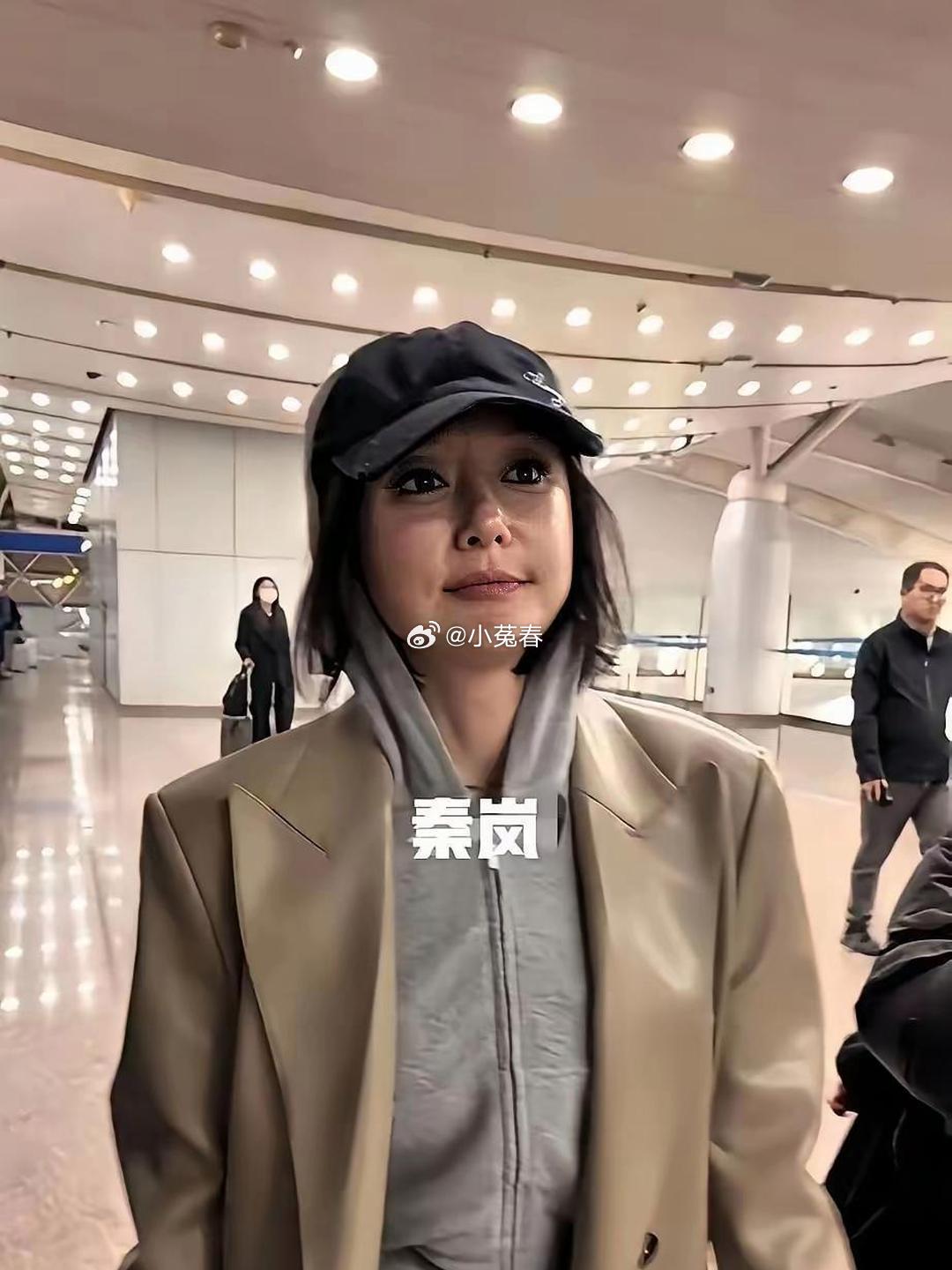 这是秦岚？这是分手了憔悴成这样吗 