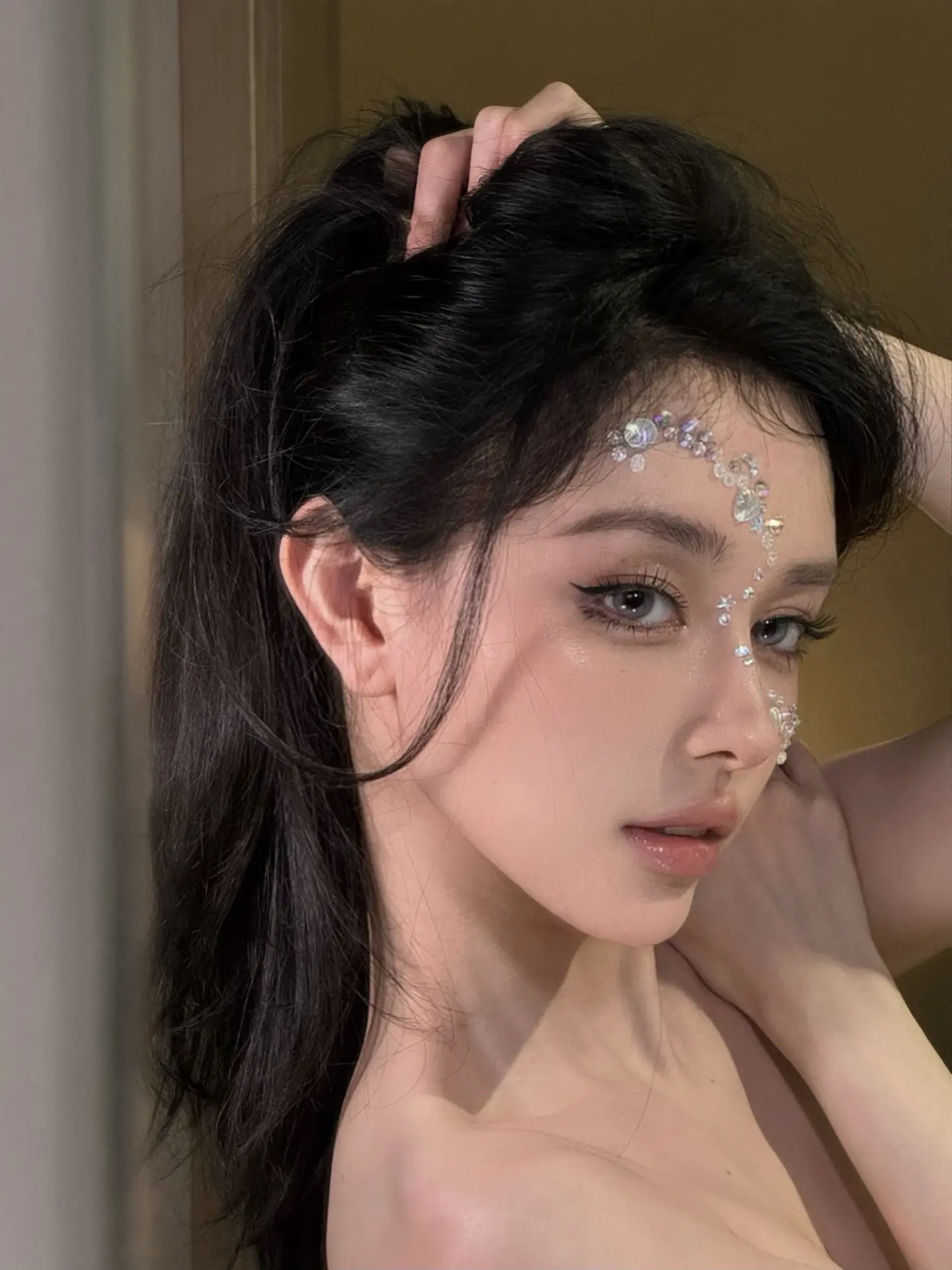 对视吧 眼睛说不了谎