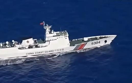 以牙还牙！
 
菲军舰强闯黄岩岛第2天，中国海警冲向菲律宾海岸线6月20号当天，