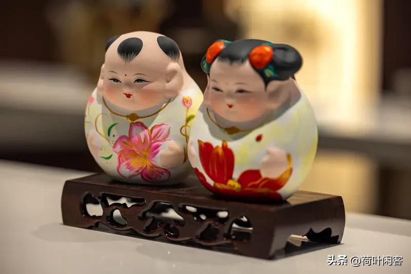 本人眼拙，本人是中国人，没有看出中国人比厉害。不知道你是说中国人哪个方面比美国厉