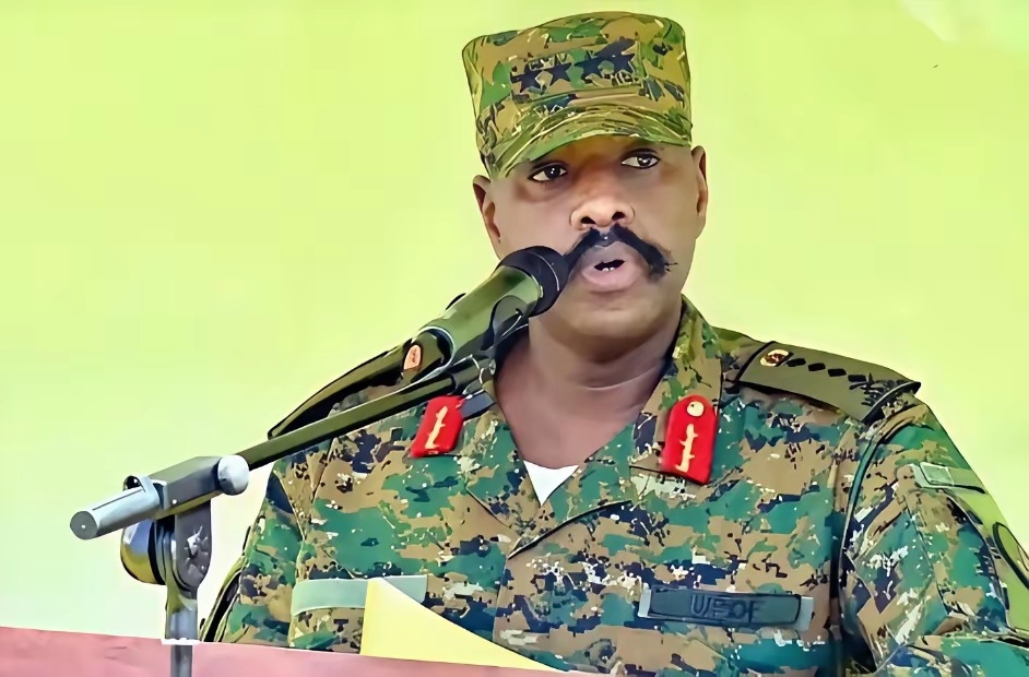 乌干达总司令：准备派兵10万保护以色列，出兵50 万占领伊朗首都。美伊以冲突