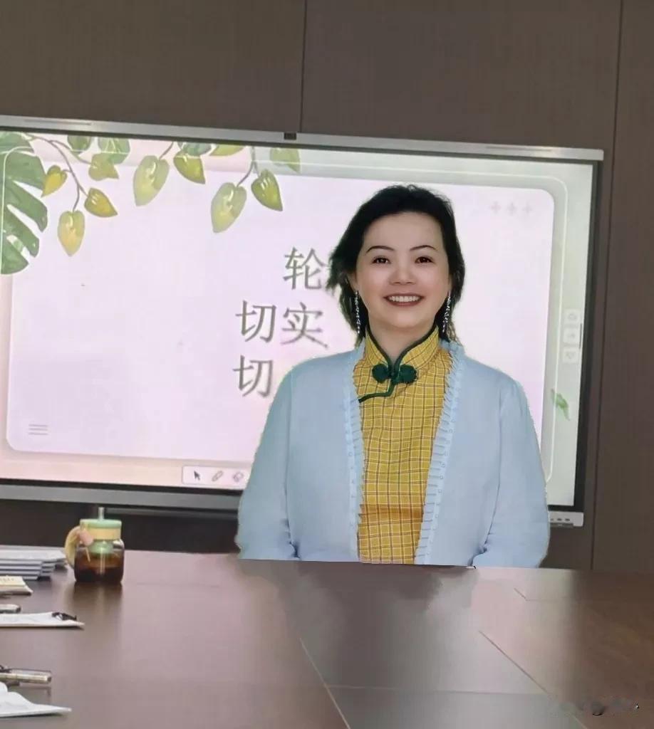 劳动节转眼过完了
5月6日上班了
一早人在小区路上走
脑子里还在转悠
今天要做哪