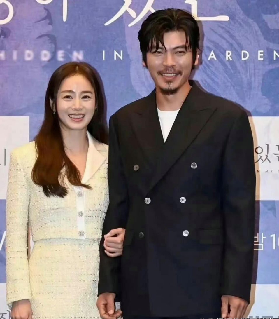 当年的亚洲第一美女，如今却满脸疲惫！！金泰熙和Rain结婚三年了，生了孩子后感觉