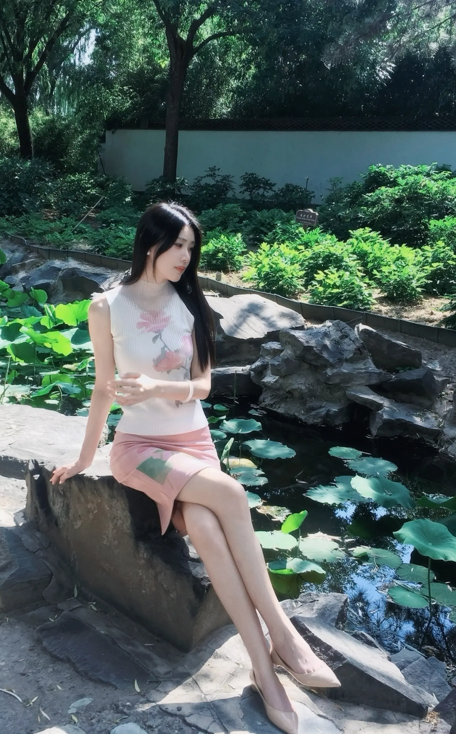 心中有江山的人岂能快意潇洒。