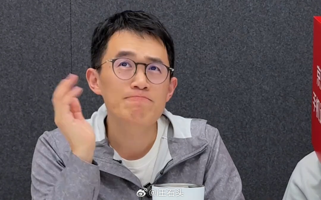 小米王腾因泄密被辞退王腾发博致歉 王腾一手好牌真的被打烂了，雷总如此看重，奈何数