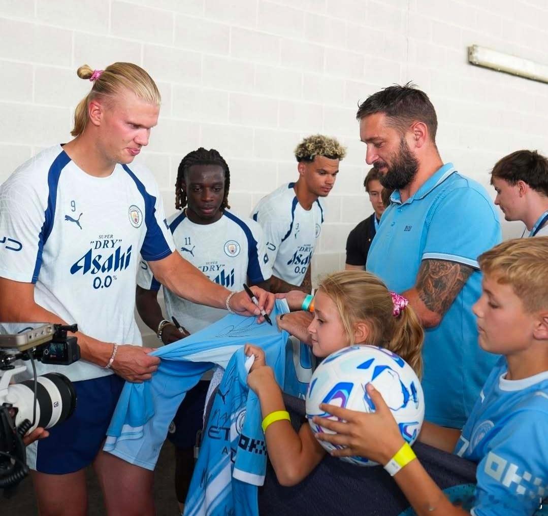 马雷斯卡谈曼城队长：迪亚斯、哈兰德率先当选，剩下二人夏窗落幕再揭晓。曼城新赛季设