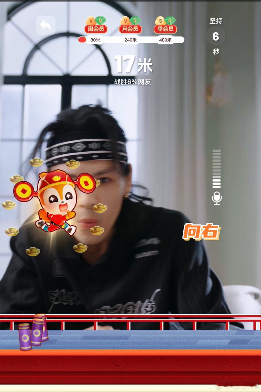 全民上UC玩松鼠快跑   跟着向佐一起玩松鼠快跑，上UC浏览器搜“松鼠快跑”，轻