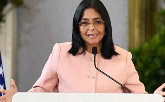 特朗普评委内瑞拉代总统德尔西·罗德里格斯，这位总统干得相当不错。我跟他相处得非常