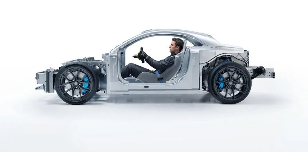 车市热门 Alpine即将在今年晚些时候推出全新一代 A110。这将是这款经典跑