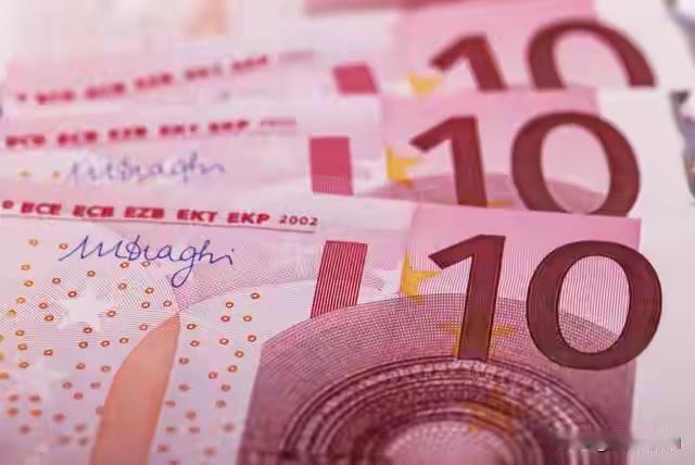 “妈，这20万您收回去吧！”——一场乌龙赠礼撕开中国式亲情的体面与真相


1️