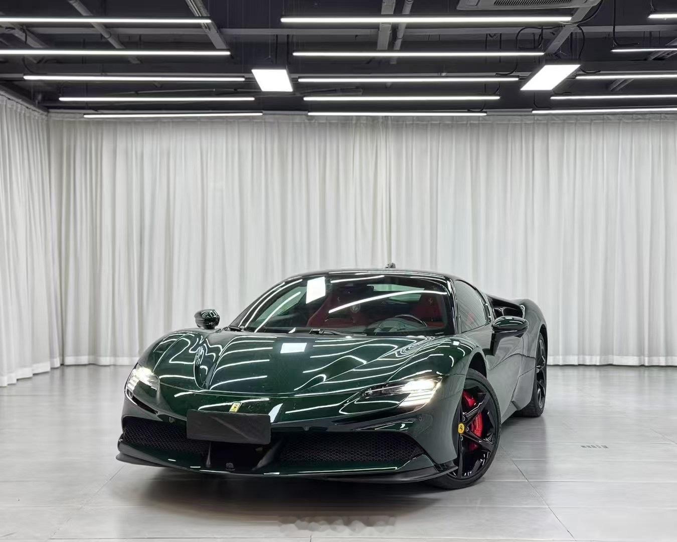 最新购入：24年3月 法拉利SF90 Stradale 7100公里 内外满碳 