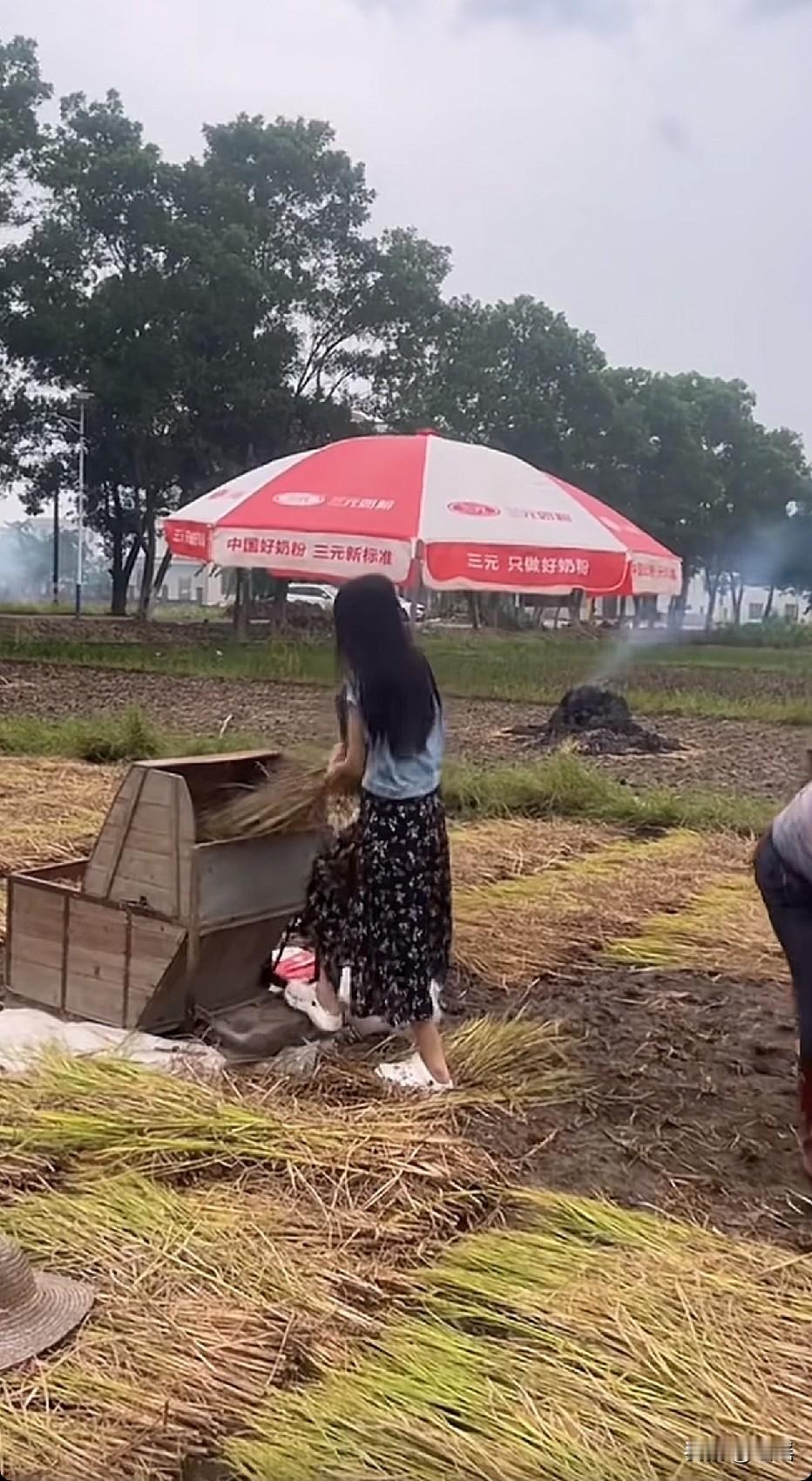 女的就是这样，在娘家什么活都肯干，在婆家都是手不沾土[捂脸]