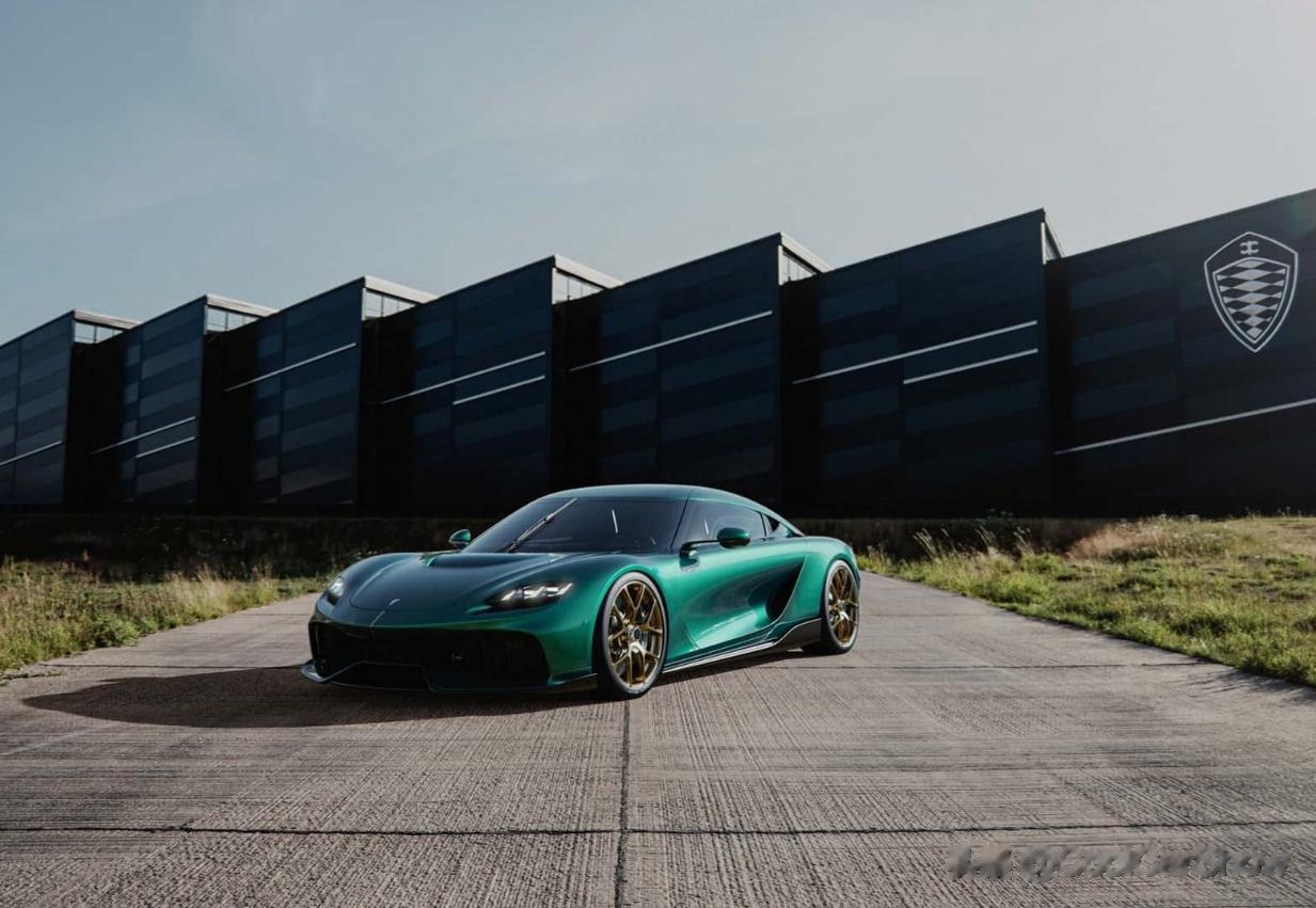 科尼赛克Gemera量产版本公开：可选装V8发动机！Gemera首次发布的时间是