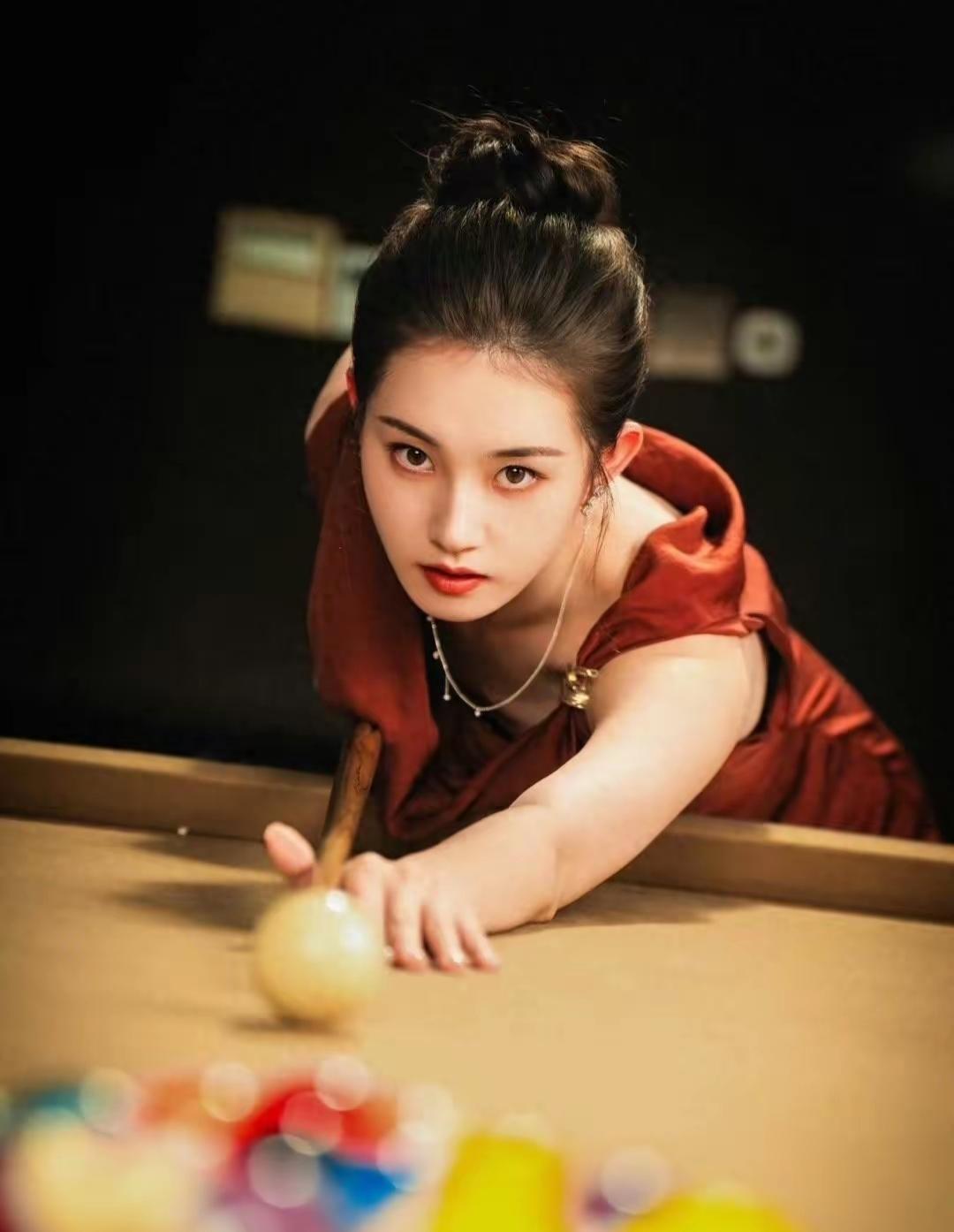 郭宇欣，短剧女王