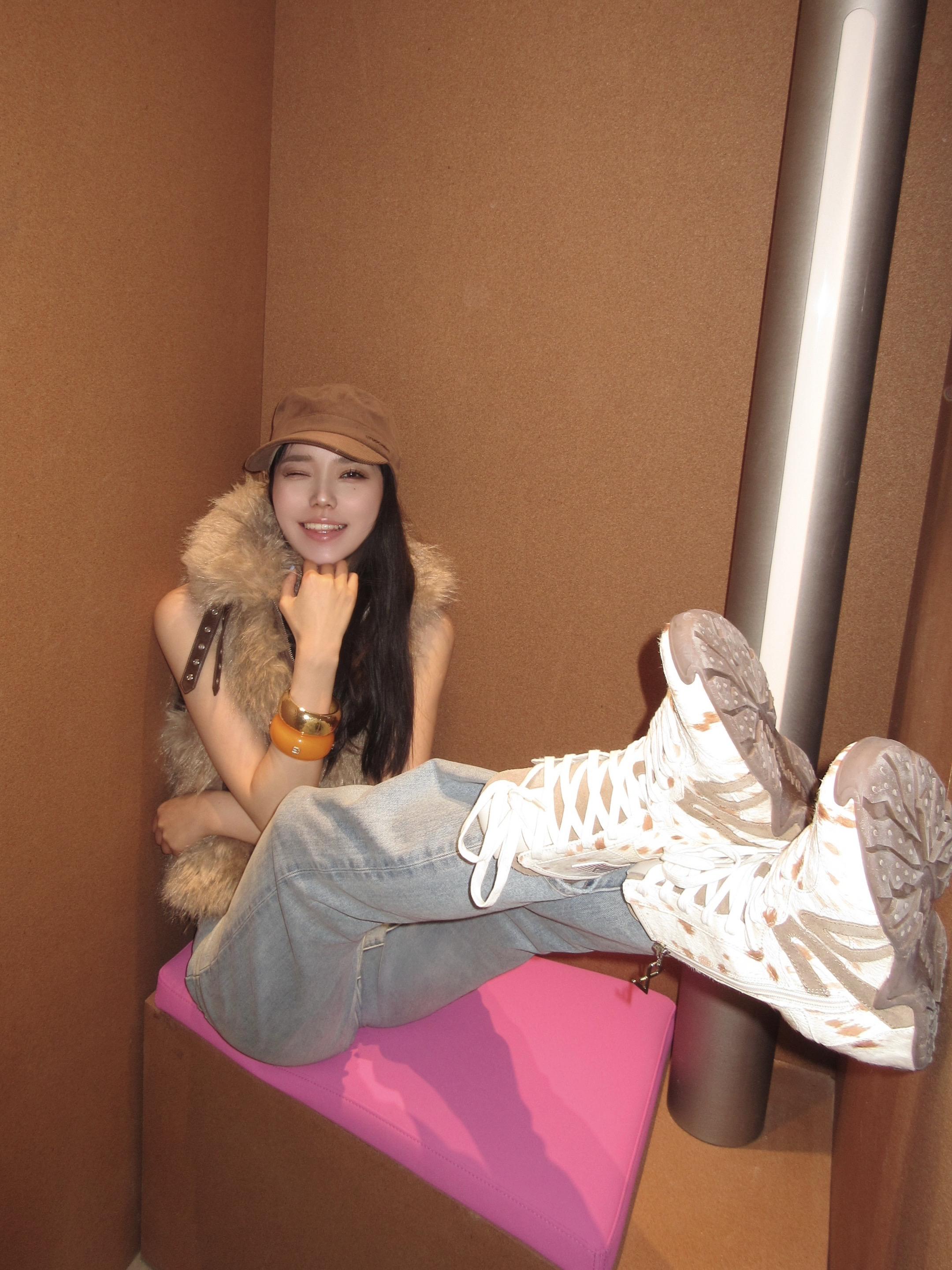 你说什么就是什么咯 反正你对我而言什么也不是🖕🏾