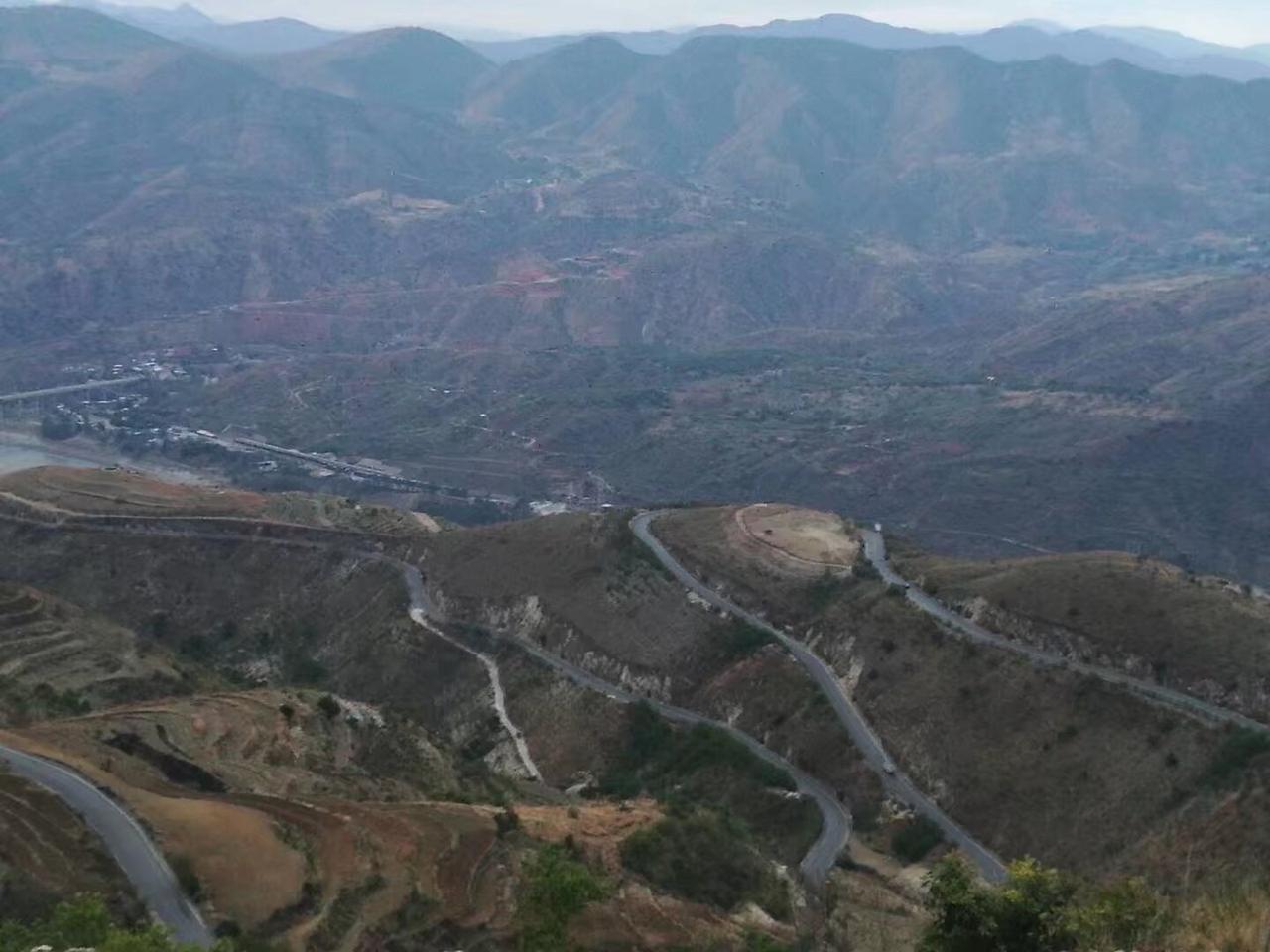 经过山路十八弯，终于到达“会理”
有人知道这个地方吗？