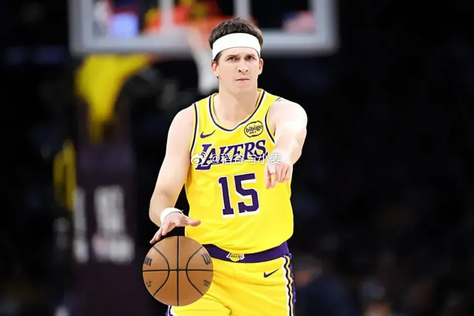 洛杉矶湖人媒体人Mike Bresnahan在《Lakeshow Podcast