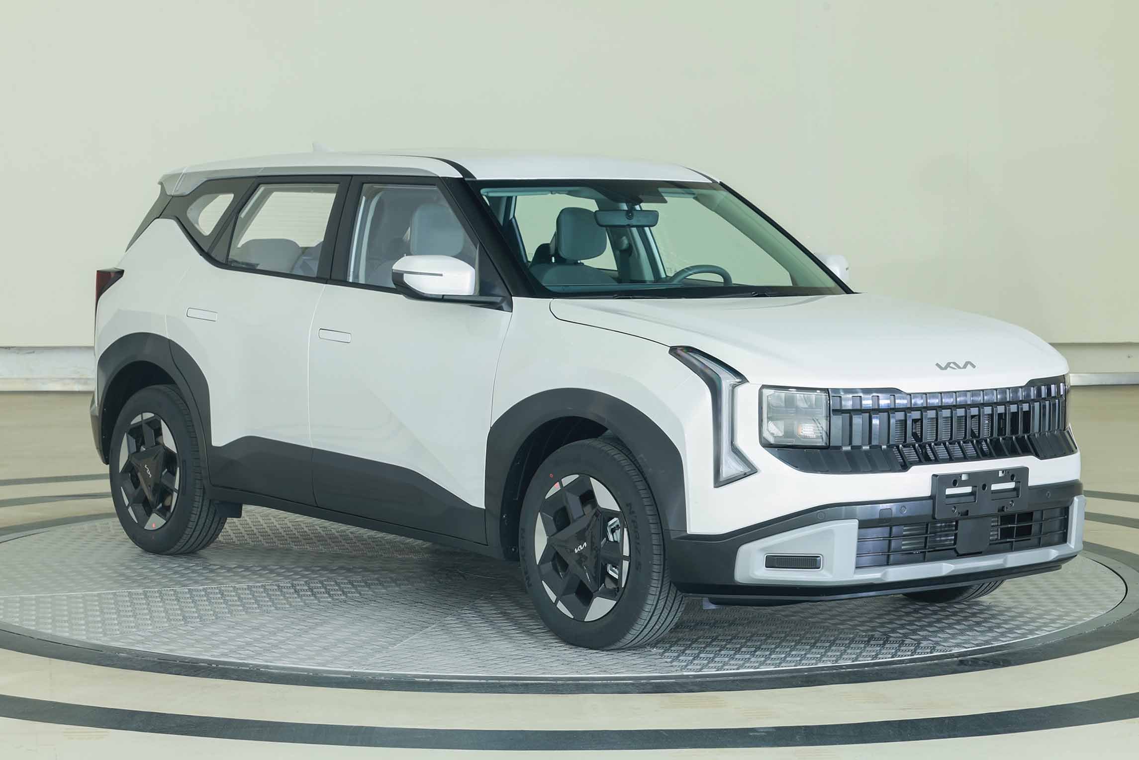 全新起亚赛图斯申报图曝光 全新一代起亚Seltos（国内赛图斯）正式登陆工信部申