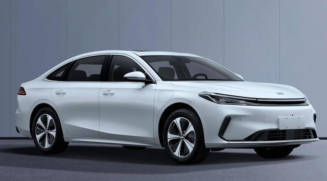 吉利银河A7纯电版信息曝光，提供续航里程470/550公里车型。【来自懂车帝车友