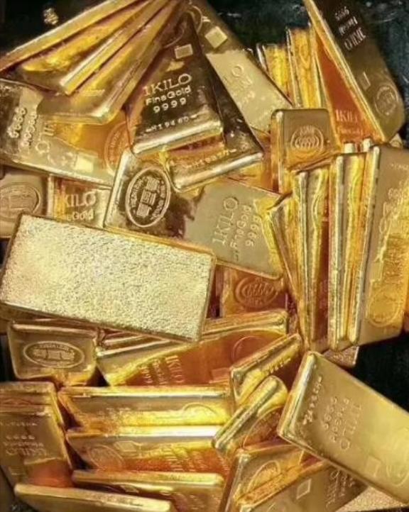 别再盯着那些乱七八糟的新闻了，什么委内瑞拉又怎么了，那都是障眼法。
就一件事，记