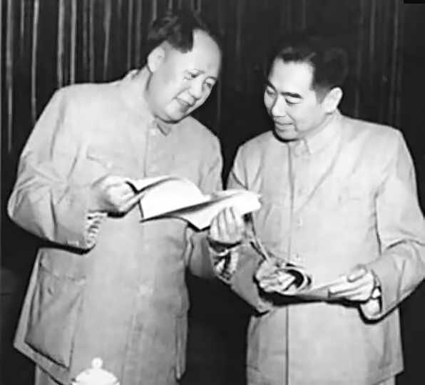 毛主席在 1930 年写了两篇文章，即《调查工作》和《反对本本主义》。因为红军经