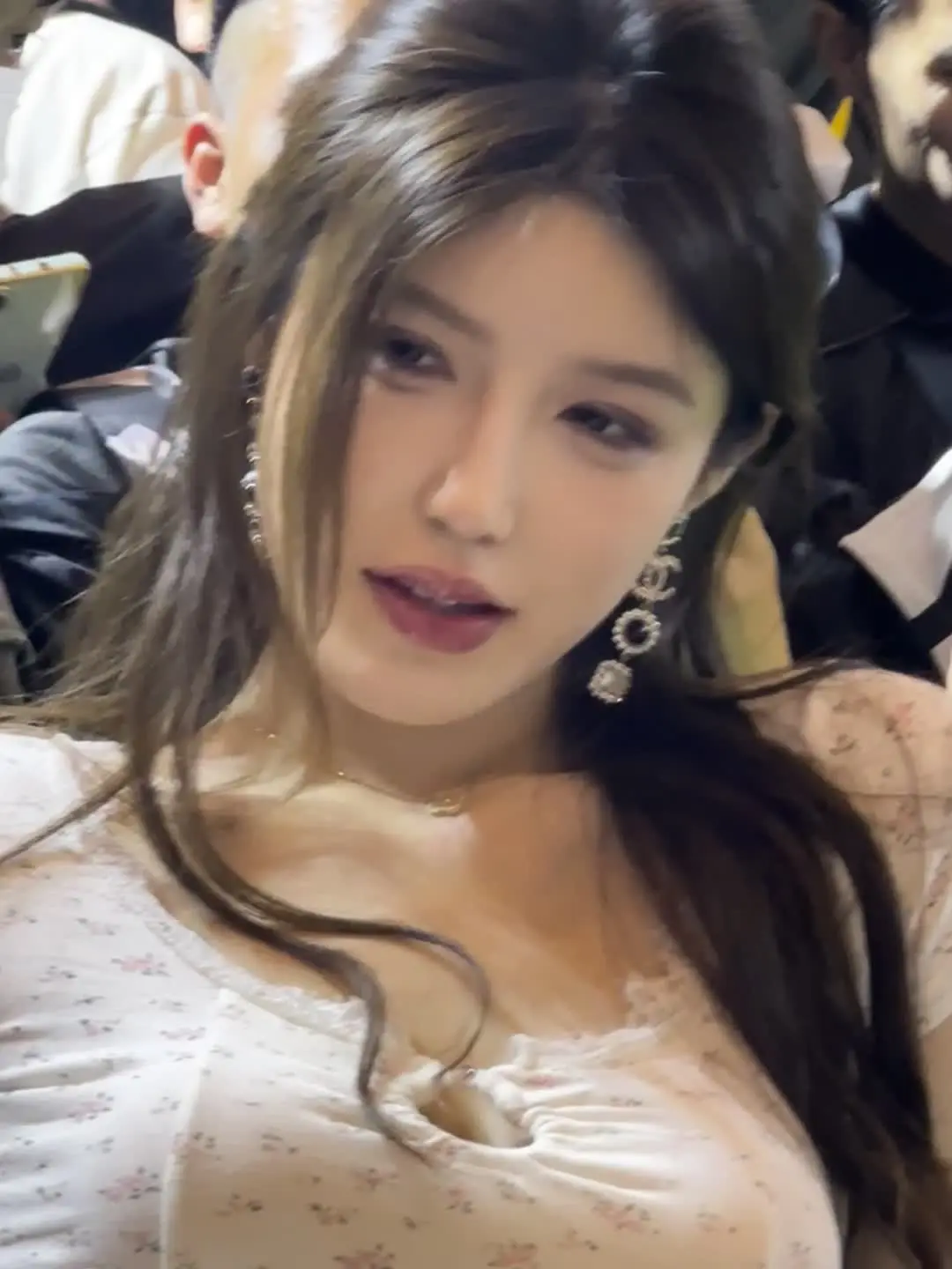 好看的小姐姐 心动的感觉 这也太好看了 清纯甜美 糟糕是心动的感觉