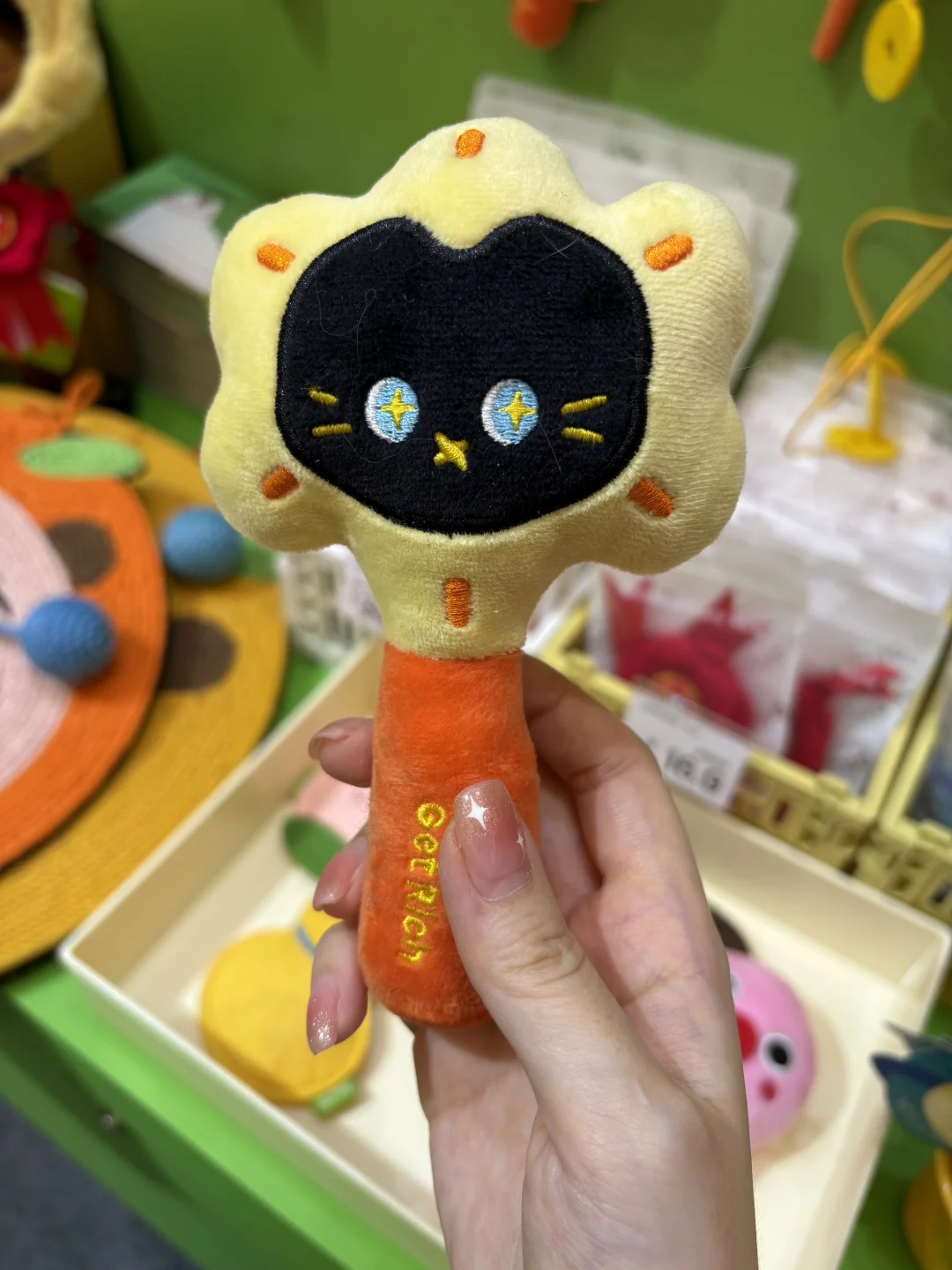 亚宠探展| 这个玩具展位被毛孩子包围了！