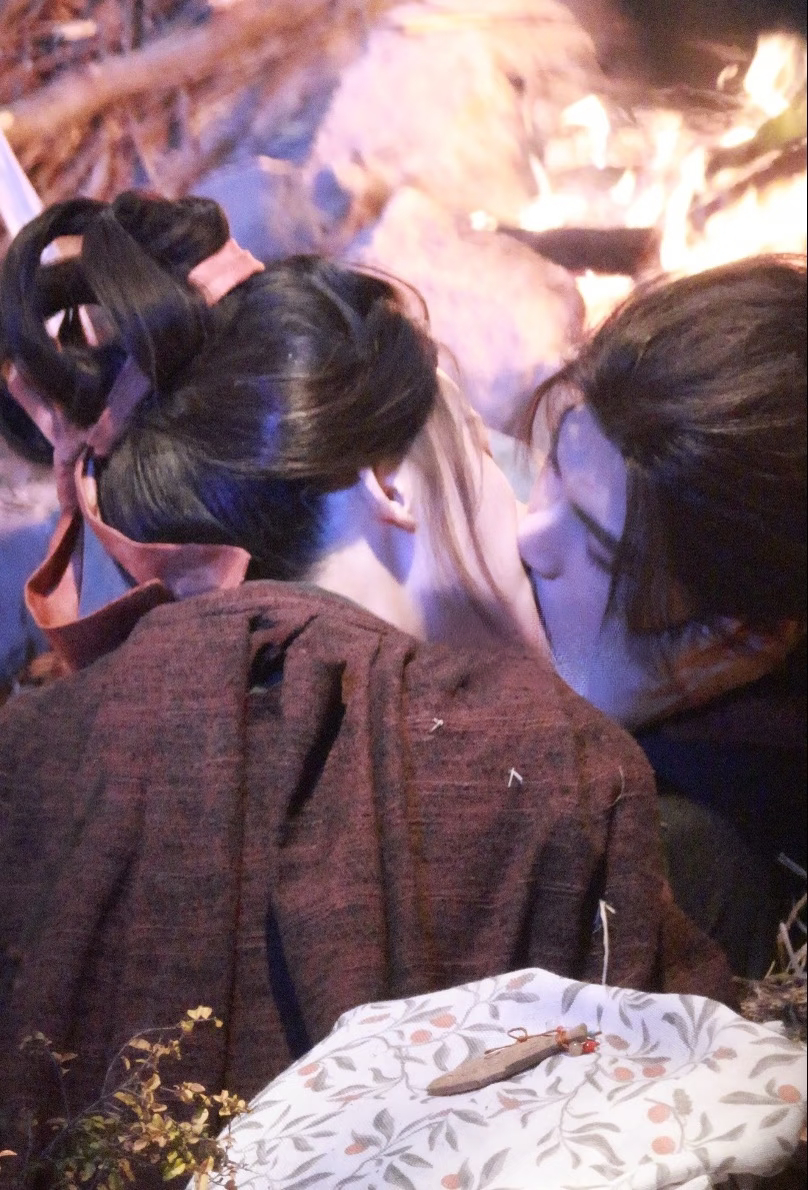 《归鸾》路透：张凌赫林允的“喂药吻”张凌赫林允喂药吻归鸾